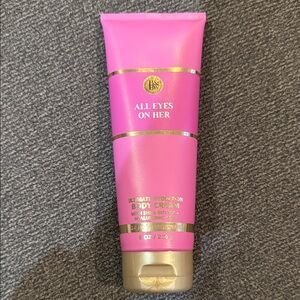 Pink Body Cream with Shea Butter - Bath & Body Works